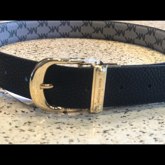 Ladies MICHAEL KORS BELT SMALL NWT REVERSIBLE main image 5